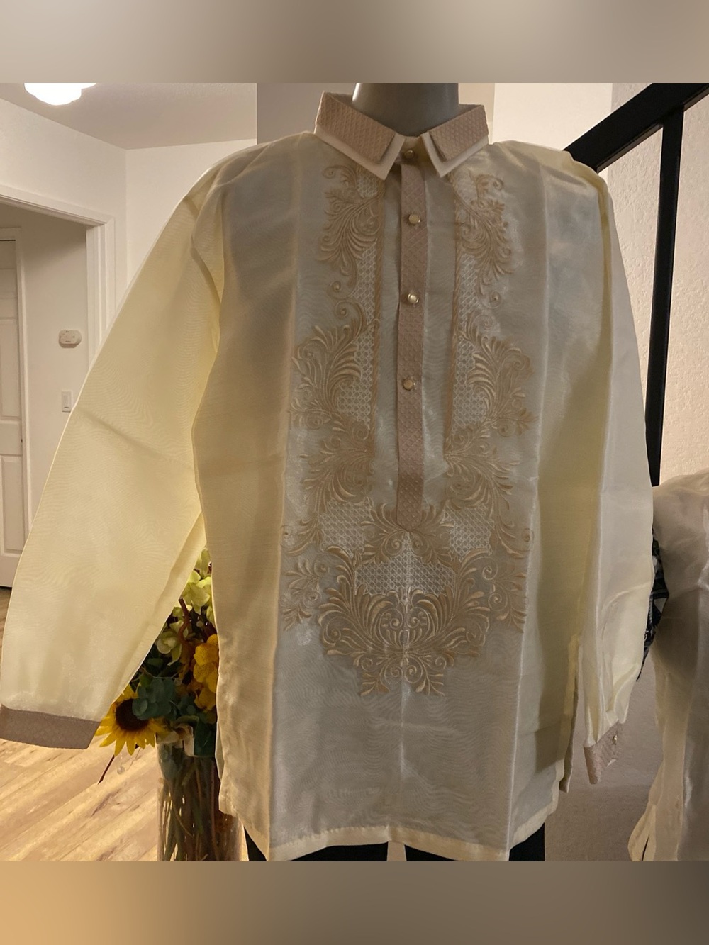 Men's Traditional Embroidered Dress Shirt - Cream
